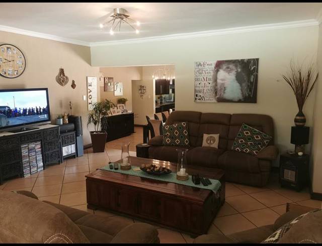 FARM FOR SALE IN MNANDI